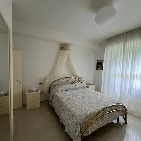 Lenuare Luxury *
