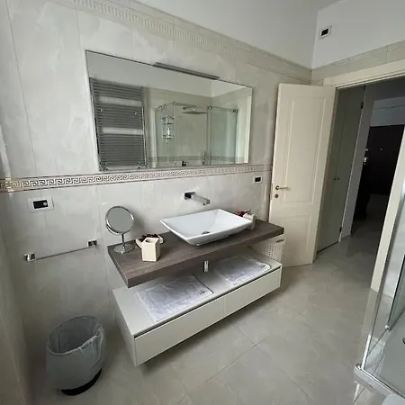 Lenuare Luxury * Desenzano del Garda