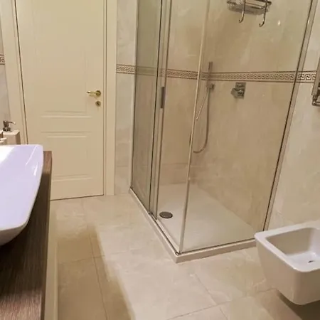 Lenuare Luxury Apartamento Desenzano del Garda